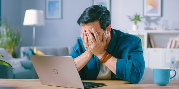 10 Damaging Email Marketing Habits You Need to Avoid 10 Damaging Email Marketing Habits You Need to Avoid