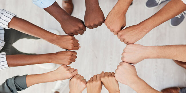 The Power of Positive Reinforcement – 8 Effective Ways to Motivate Your Employees The Power of Positive Reinforcement - 8 Effective Ways to Motivate Your Employees